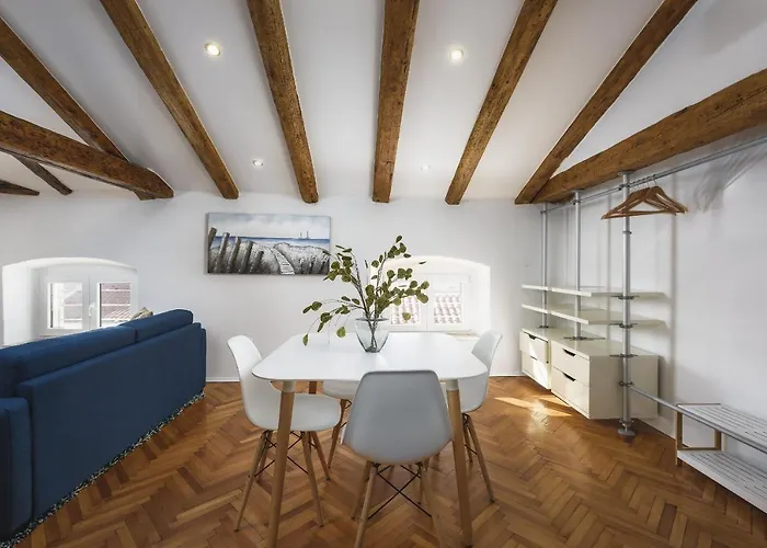 Urban Loft Old Town Appartamento *
